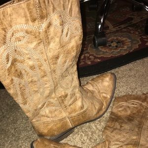 Cowboy/girl boots